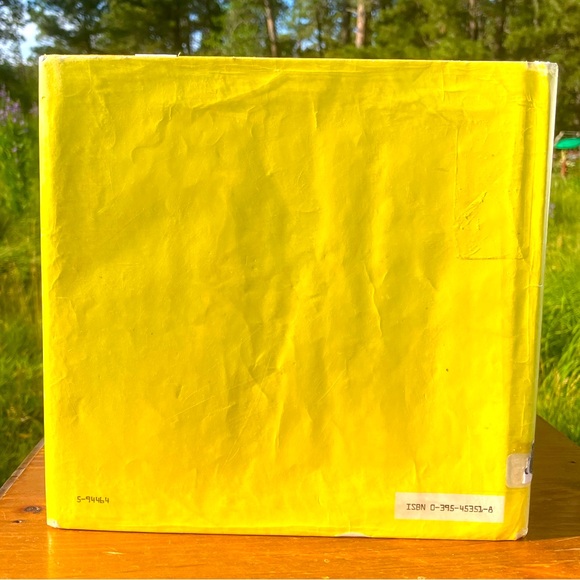 Set of 4 Vintage and Collectible Curious George Books - Picture 12 of 15